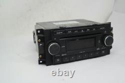 2006 07 Jeep Commander Am Fm Radio 6 Disc CD Changer Player Receiver 05064072ad