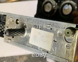 96 97 98-02 BMW e36 Roadster Z3 Radio BUSINESS CD 6 Disc Player OEM 6 909 884