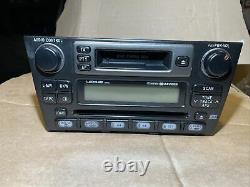 99-05 Lexus IS200 RADIO CD PLAYER 13902 6x COMPACT DISC CHANGER XE10