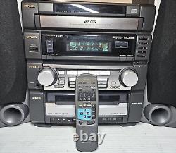 AIWA Z-VR55 Audio System Radio 5 Disc Changer Tape Player with remote. Tested