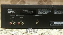 Adcom GCD-700 5 Disc CD Player Changer with Manual & Remote Excellent condition
