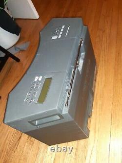 Bose Acoustic Wave Music System 2 II CD Player AM/FM Multi Disc-Changer 1 Remote