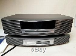 Bose Wave Music System AWRCC1 With 3 Disc Changer/Player. Works perfect