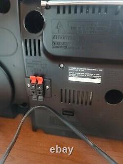 JVC PC-XC50 6-Disc CD Changer with Extra 1 Disc Play, AM/FM Radio, Cassette Player