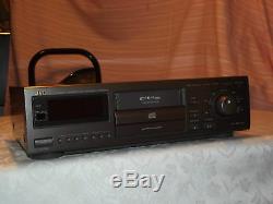 JVC XLM417TN CD Player Compact Disc Automatic Changer with remote & cartridge