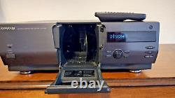 Kenwood 324M 200 CD Changer with Remote, TESTED