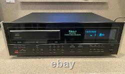 McIntosh MCD7008 MusicBank 7-Disc CD Changer Player Please Read