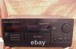 NAKAMICHI CDC-300 === 200 Disc CD MegaStorage Changer/Player