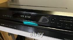 Onkyo 6 Disc CD Changer Player DX-C390 Black With Optical out No Remote Tested