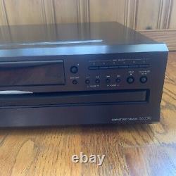 Onkyo 6 Disc CD Changer Player DX-C390 Black with Remote Clean Tested