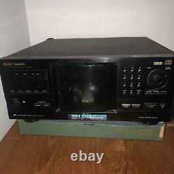 RCA CD-9500 CD Player 301 Disc Changer Professional Series Working Condition