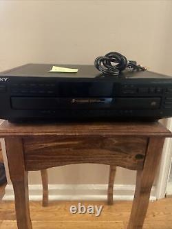 SONY CDP-CE405 FIVE 5 Disc CD Player Changer With Cables