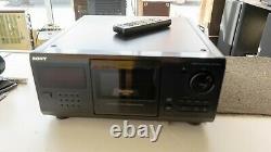 SONY CDP-CX205 Mega Storage 200 Disc CD Player/Changer with Remote TESTED
