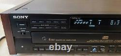 Sony CDP-C79ES 5 Disc CD Carousel Changer Player Compact Disc READ DESCRIP