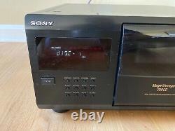 Sony CDP-CX200 MegaStorage 200 Multi Disc CD Changer Player Works Great