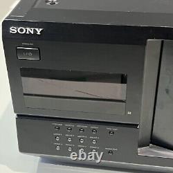 Sony CDP CX220 200 Disc CD Player Changer No Remote Tested Works