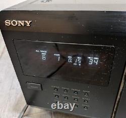 Sony CDP-CX225 Mega Storage 200-Disc CD Player Changer Works well