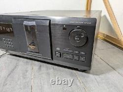 Sony CDP-CX225 Mega Storage 200-Disc CD Player Changer Works well