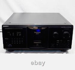 Sony CDP-CX335 Compact Disc Player Changer Holds 300 CDs WORKS