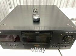 Sony Mega Storage 200 Disc CD Player Changer CDP-CX200 With remote Tested WORKS