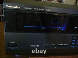 Technics SL-MC7 110 + 1 Disc Changer CD Player No Remote Great Working Condition
