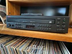 Vintage ADCOM GCD-700 5 Disc CD Changer / Player Audiophile Grade Remote