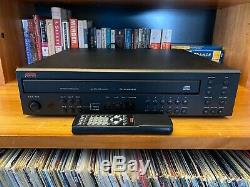 Vintage ADCOM GCD-700 5 Disc CD Changer / Player Audiophile Grade Remote