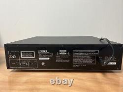 Yamaha CD-C600 5 Disk CD Changer Player With Remote. Great Condition